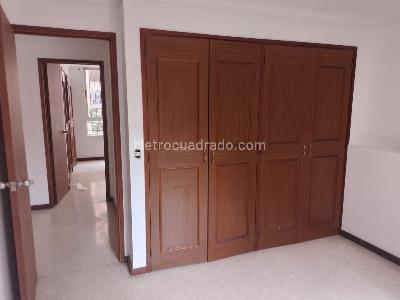 Apartamento de 3 alcobas en venta en Laureles, Medellín, 154 m² · foto 8 de 16