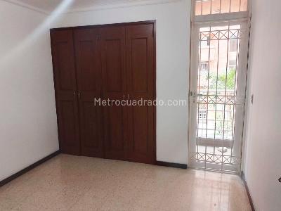 Apartamento de 3 alcobas en venta en Laureles, Medellín, 154 m² · foto 9 de 16