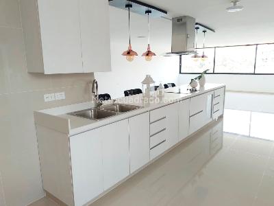 Apartamento en venta en Laureles, Medellín · foto 5 de 18