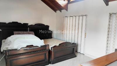 Casa de 4 alcobas en venta en Belen, Medellín, 210 m² · foto 10 de 13