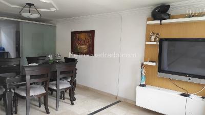 Casa de 4 alcobas en venta en Belen, Medellín, 210 m² · foto 3 de 13