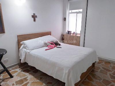 Apartamento de 3 alcobas en venta en Laureles, Medellín, 120 m² · foto 12 de 19