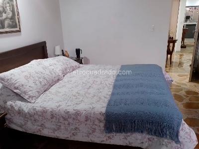 Apartamento de 3 alcobas en venta en Laureles, Medellín, 120 m² · foto 17 de 19
