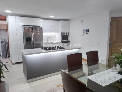 Apartamento de 3 alcobas en venta en Laureles, Medellín, 120 m² · foto 7 de 19