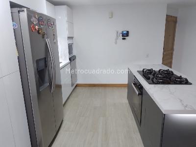 Apartamento de 3 alcobas en venta en Laureles, Medellín, 120 m² · foto 9 de 19