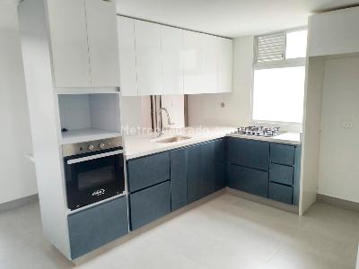 Apartamento de 3 alcobas en venta en Laureles, Medellín, 104 m² · foto 6 de 13