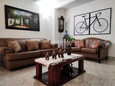 Casa de 4 alcobas en venta en Belen, Medellín, 220 m² · foto 4 de 15