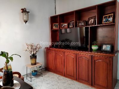 Casa de 4 alcobas en venta en Belen, Medellín, 220 m² · foto 9 de 15