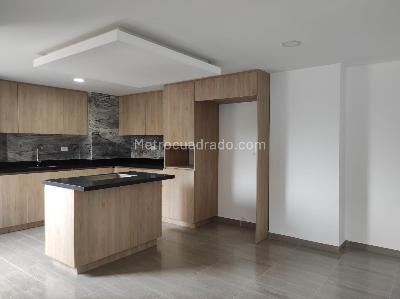 Apartamento en venta en Belen, Medellín · foto 8 de 18