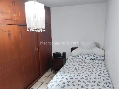 Casa de 5 alcobas en venta en Laureles, Medellín, 252 m² · foto 11 de 19