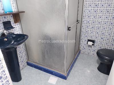 Casa de 5 alcobas en venta en Laureles, Medellín, 252 m² · foto 17 de 19