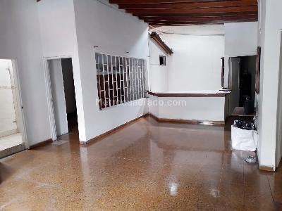 Casa de 5 alcobas en venta en Laureles, Medellín, 252 m² · foto 8 de 19