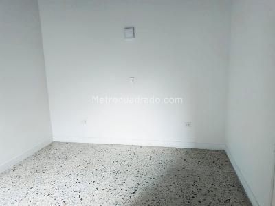 Casa de 4 alcobas en venta en Laureles, Medellín, 240 m² · foto 12 de 19