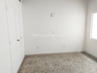 Casa de 4 alcobas en venta en Laureles, Medellín, 240 m² · foto 14 de 19