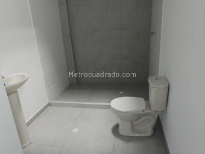 Casa de 4 alcobas en venta en Laureles, Medellín, 240 m² · foto 18 de 19