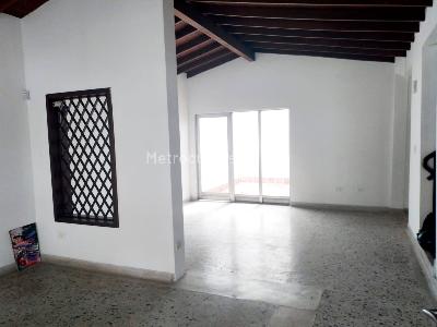 Casa de 4 alcobas en venta en Laureles, Medellín, 240 m² · foto 2 de 19