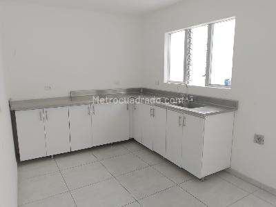 Casa de 4 alcobas en venta en Laureles, Medellín, 240 m² · foto 5 de 19