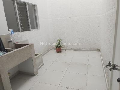 Casa de 4 alcobas en venta en Laureles, Medellín, 240 m² · foto 6 de 19