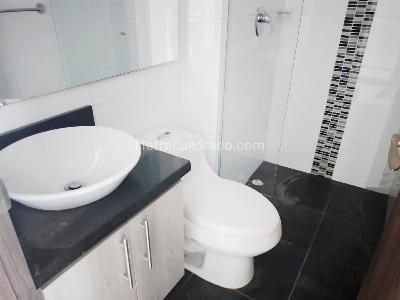 Apartamento de 3 alcobas en venta en Laureles, Medellín, 106 m² · foto 13 de 17