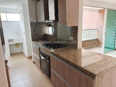 Apartamento de 3 alcobas en venta en Laureles, Medellín, 106 m² · foto 5 de 17