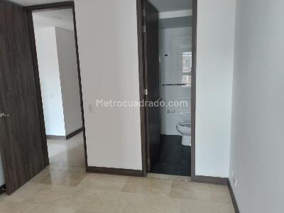 Apartamento de 3 alcobas en venta en Laureles, Medellín, 106 m² · foto 9 de 17