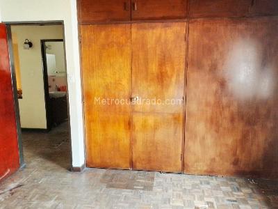 Casa de 4 alcobas en venta en Laureles, Medellín, 430 m² · foto 10 de 18