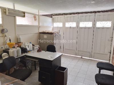 Casa de 4 alcobas en venta en Laureles, Medellín, 430 m² · foto 18 de 18