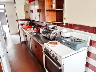Casa de 4 alcobas en venta en Laureles, Medellín, 430 m² · foto 3 de 18