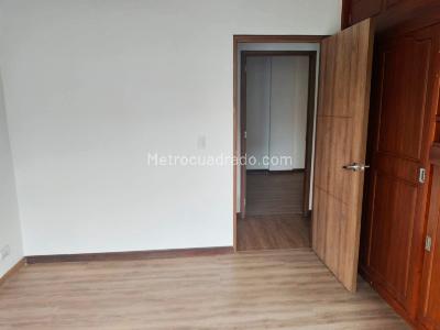 Apartamento en venta en Laureles, Medellín · foto 8 de 15