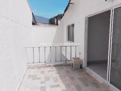 Casa de 4 alcobas en venta en La America, Medellín, 223 m² · foto 14 de 17