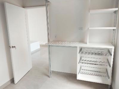 Casa de 4 alcobas en venta en La America, Medellín, 223 m² · foto 7 de 17