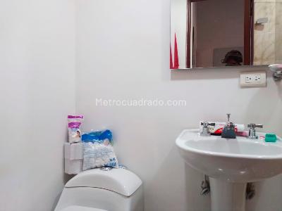 Casa de 3 alcobas en venta en Belen, Medellín, 112 m² · foto 15 de 17