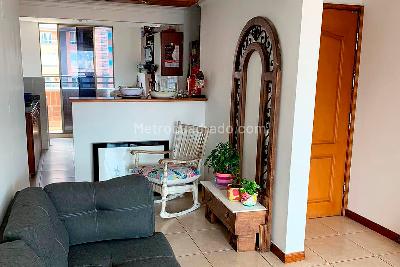 Apartamento en venta en Belen, Medellín · foto 6 de 18
