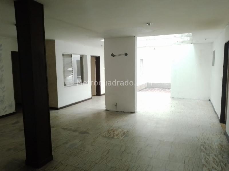 Local Comercial en Arriendo, LAURELES, Medellín - Vista 5
