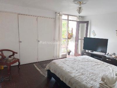 Apartamento en venta en Laureles, Medellín · foto 11 de 14