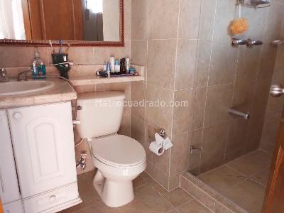 Apartamento de 3 alcobas en venta en Laureles, Medellín, 150 m² · foto 16 de 18