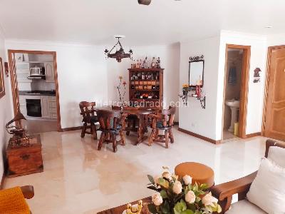 Apartamento de 3 alcobas en venta en Laureles, Medellín, 150 m² · foto 3 de 18