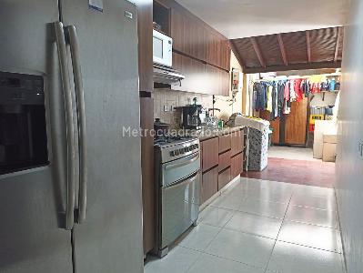 Casa de 4 alcobas en venta en Belen, Medellín, 350 m² · foto 5 de 16