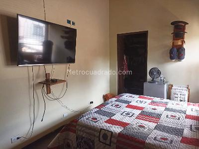 Casa de 4 alcobas en venta en Belen, Medellín, 350 m² · foto 10 de 16