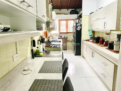 Apartamento de 3 alcobas en arriendo en Laureles, Medellín, 144 m² · foto 2 de 15