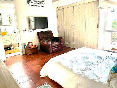 Apartamento de 3 alcobas en arriendo en Laureles, Medellín, 144 m² · foto 7 de 15