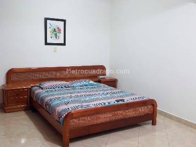 Casa de 3 alcobas en venta en Laureles, Medellín, 200 m² · foto 10 de 20