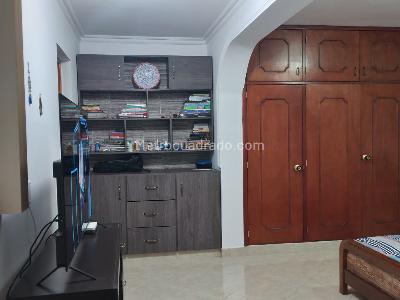 Casa de 3 alcobas en venta en Laureles, Medellín, 200 m² · foto 15 de 20