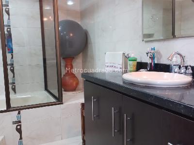 Casa de 3 alcobas en venta en Laureles, Medellín, 200 m² · foto 18 de 20