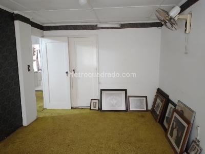 Casa de 4 alcobas en venta en Laureles, Medellín, 405 m² · foto 10 de 18
