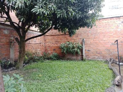Casa de 4 alcobas en venta en Laureles, Medellín, 405 m² · foto 16 de 18