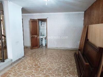 Casa de 4 alcobas en venta en Laureles, Medellín, 405 m² · foto 4 de 18
