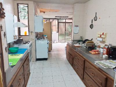 Casa de 4 alcobas en venta en Laureles, Medellín, 405 m² · foto 5 de 18