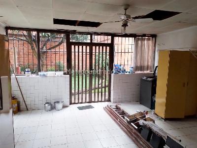 Casa de 4 alcobas en venta en Laureles, Medellín, 405 m² · foto 6 de 18