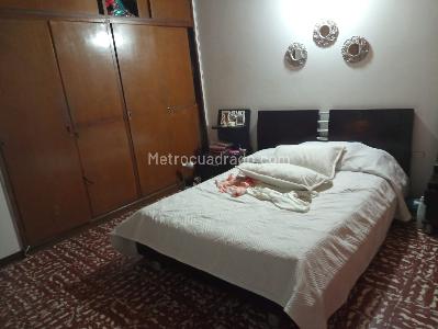 Casa de 5 alcobas en venta en Belen, Medellín, 192 m² · foto 12 de 14